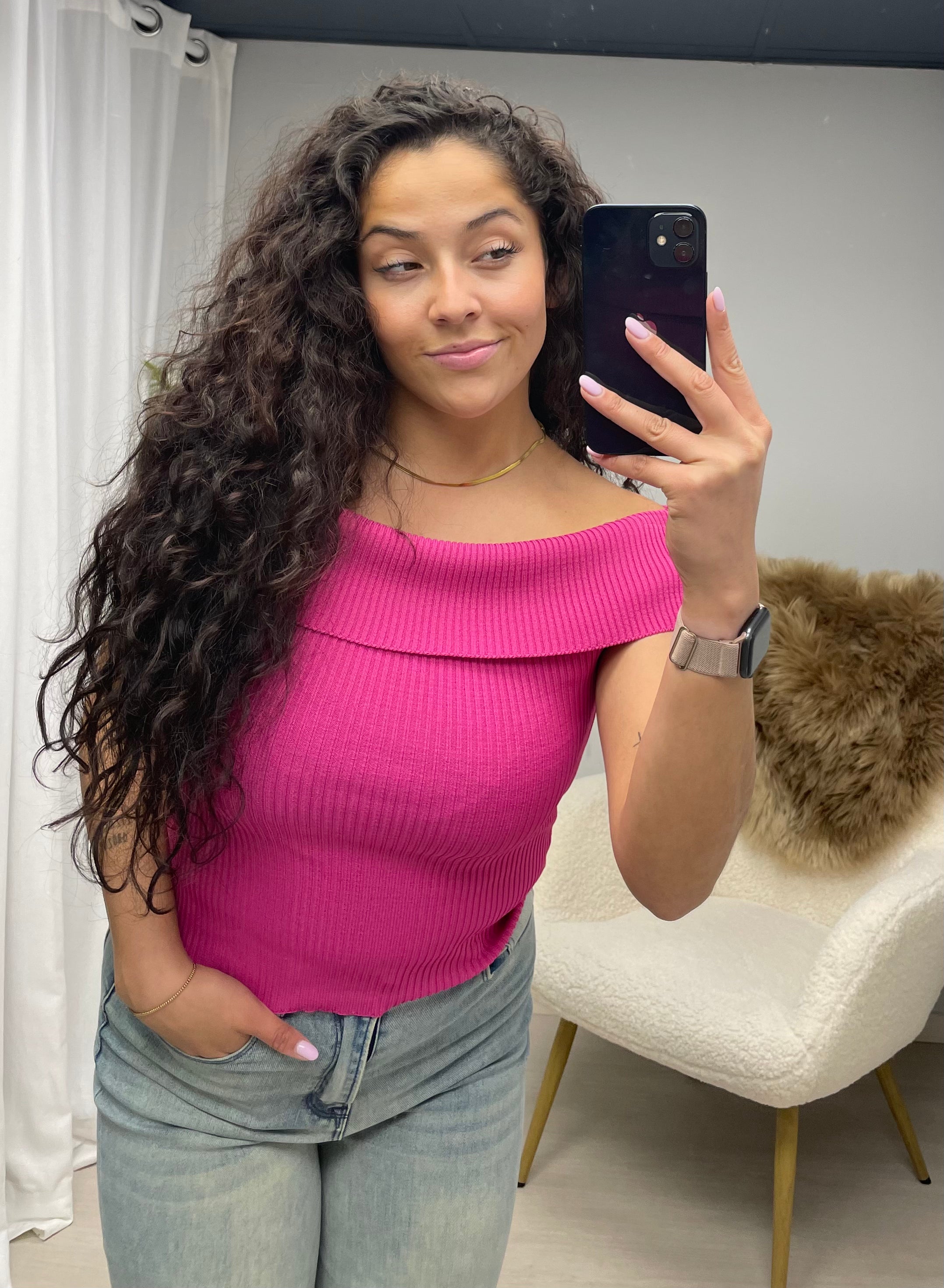 Off shoulder top fuchsia