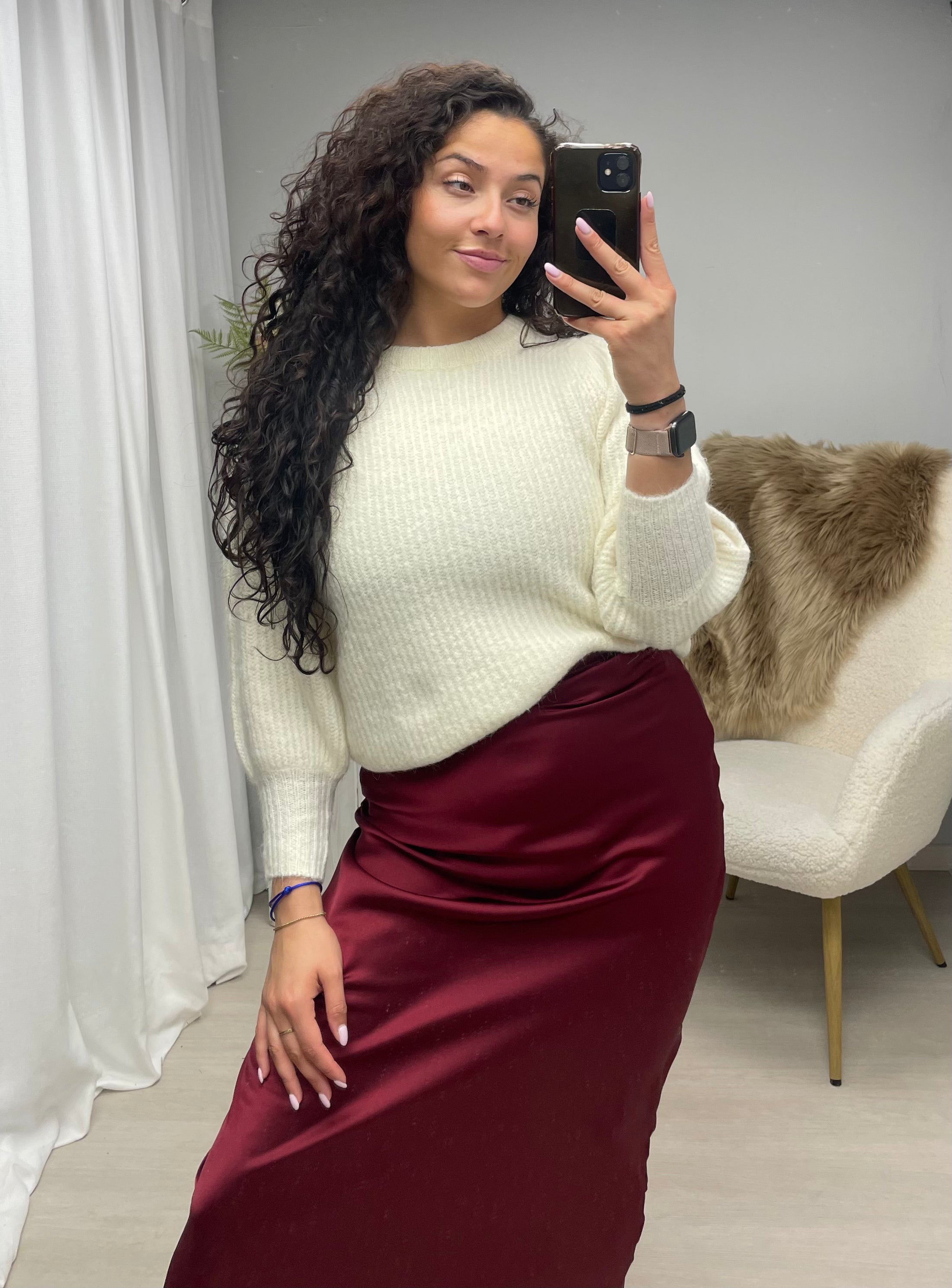 Satin suzy skirt bordeaux