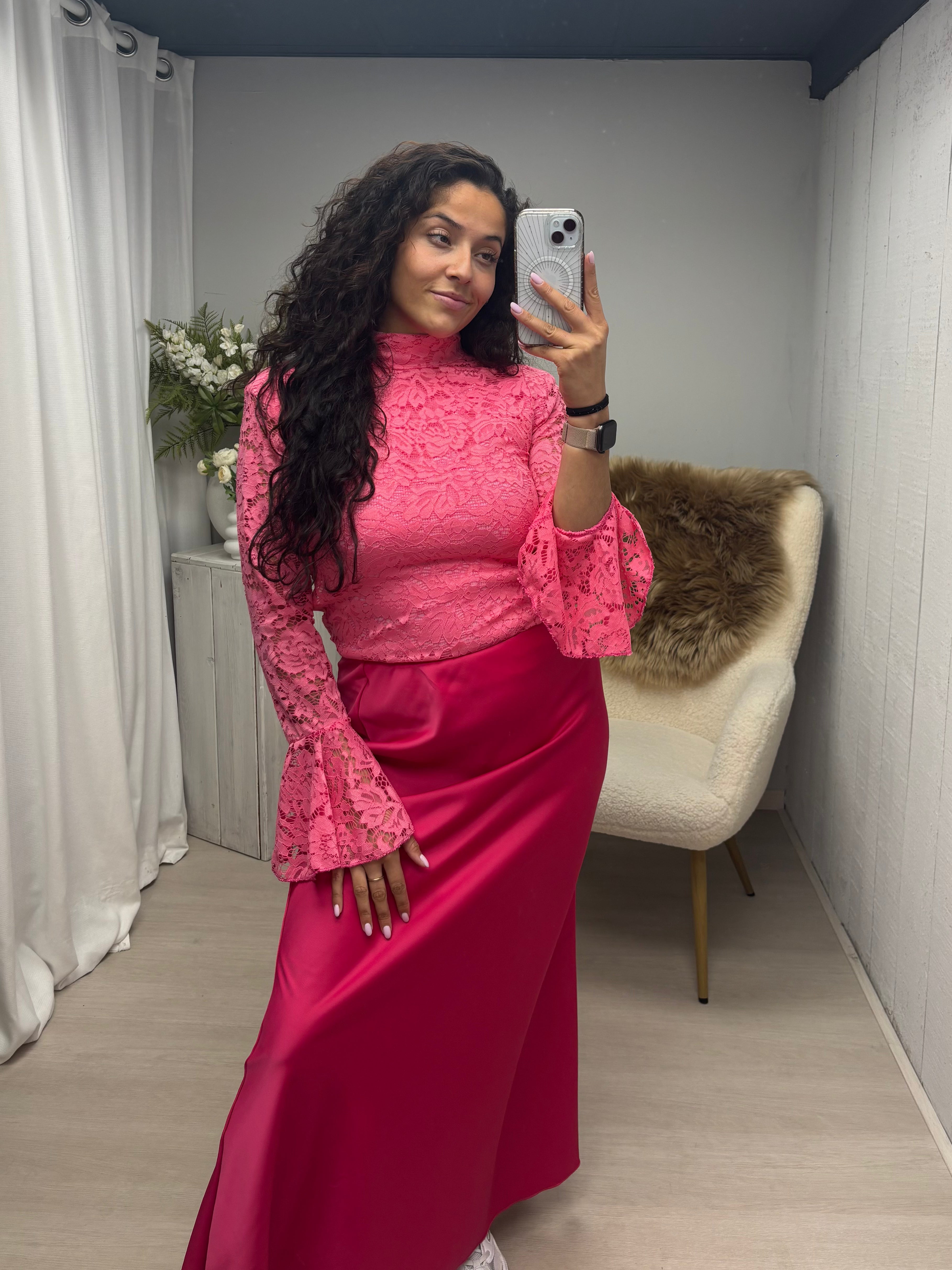 Lace top fuchsia