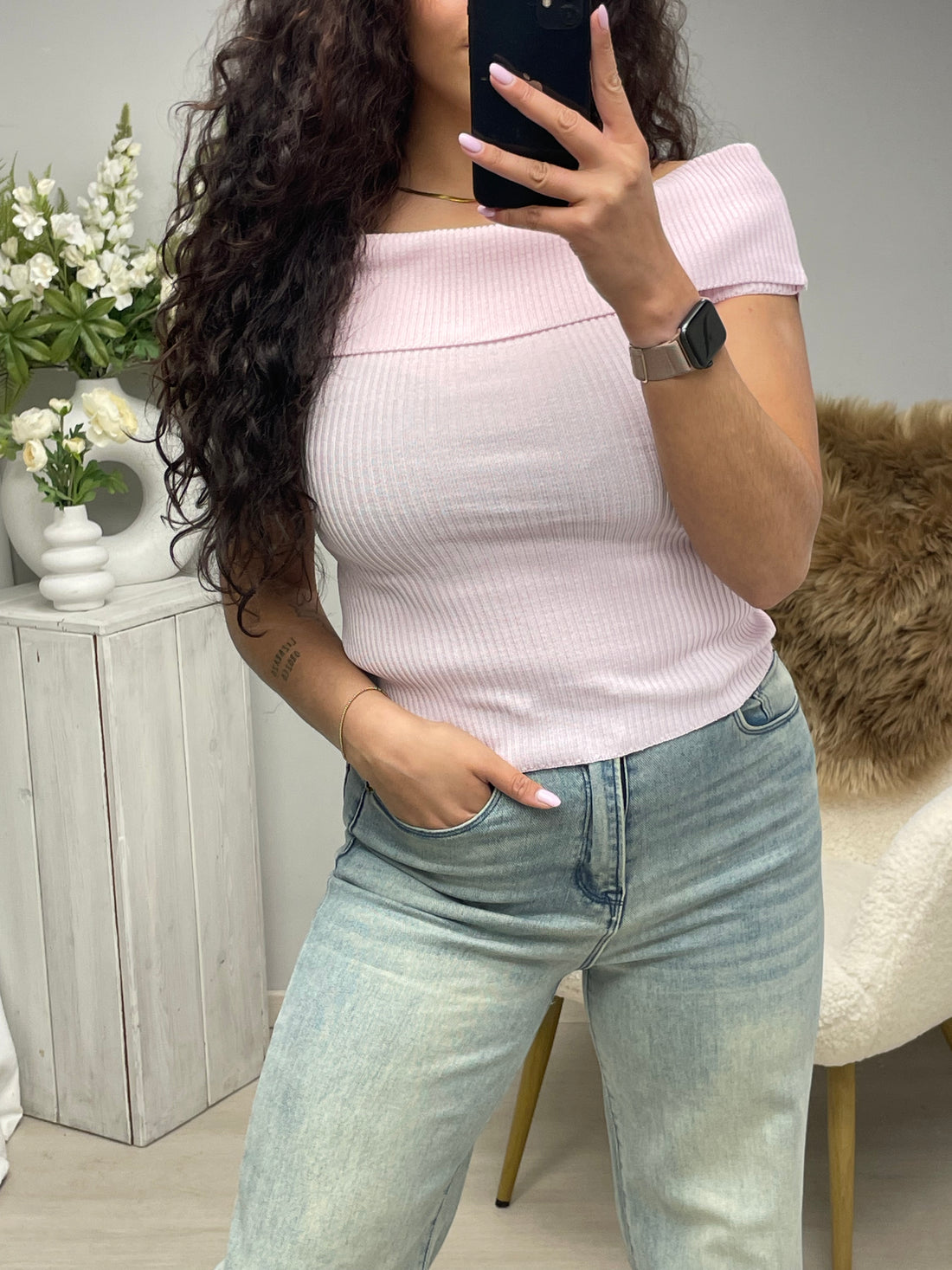 Off shoulder top pink
