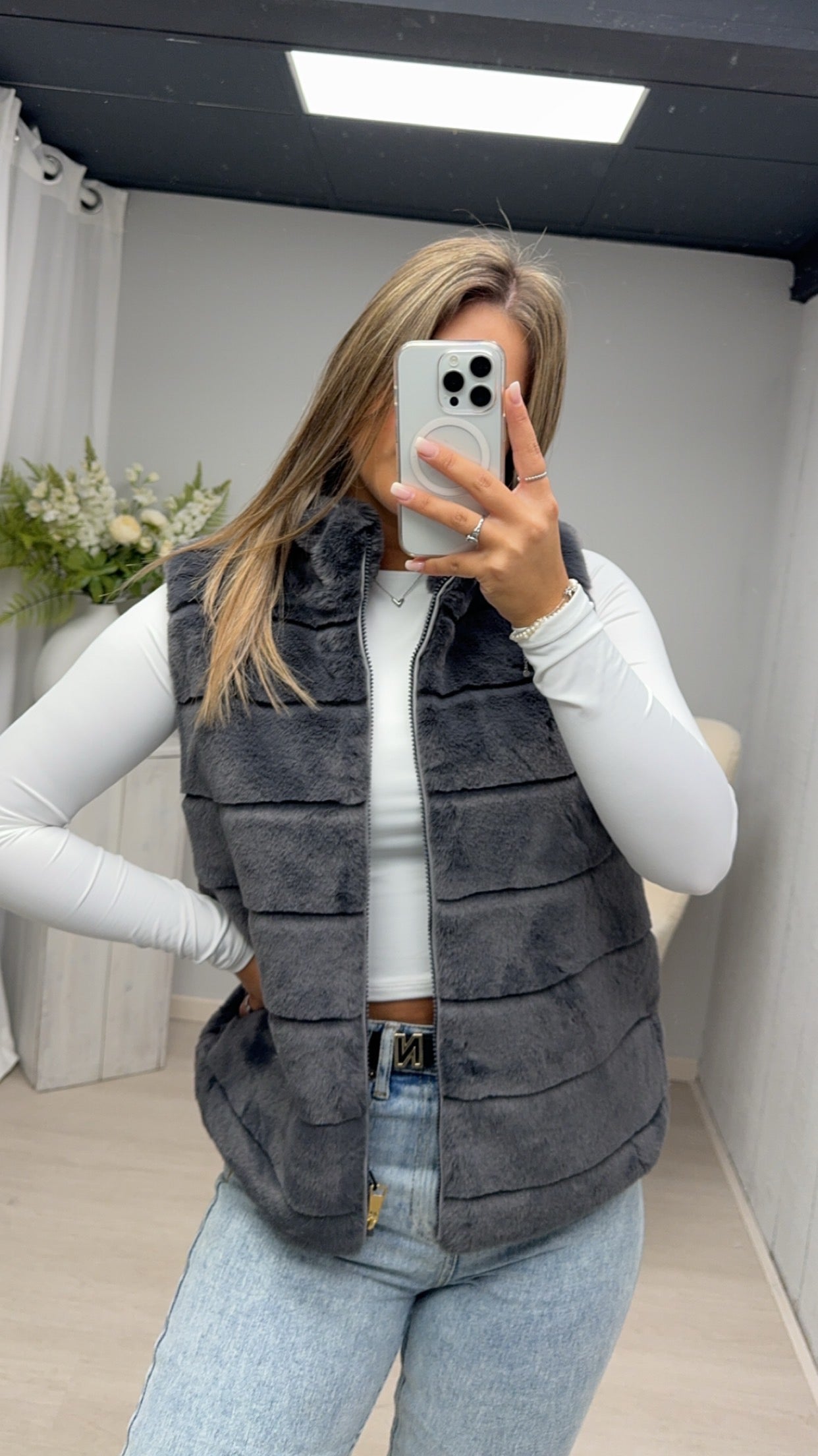 Fur Gilet Dark Grey