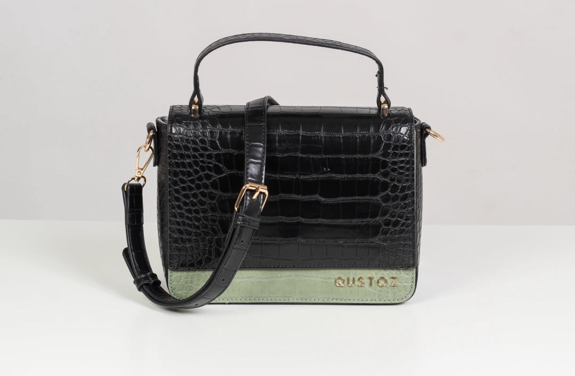 Qustoz Savana Authentic Black & Green Bag