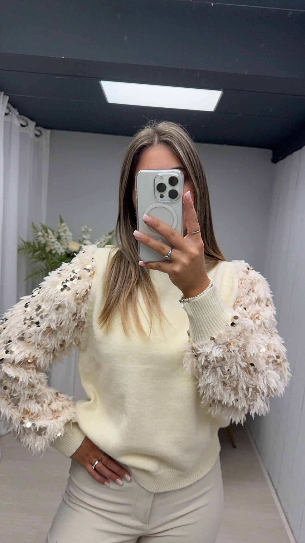 FLUFFY DOTTY Sweater Creme