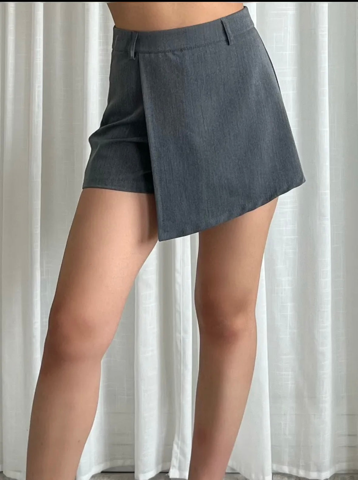 Joan skort washed grey