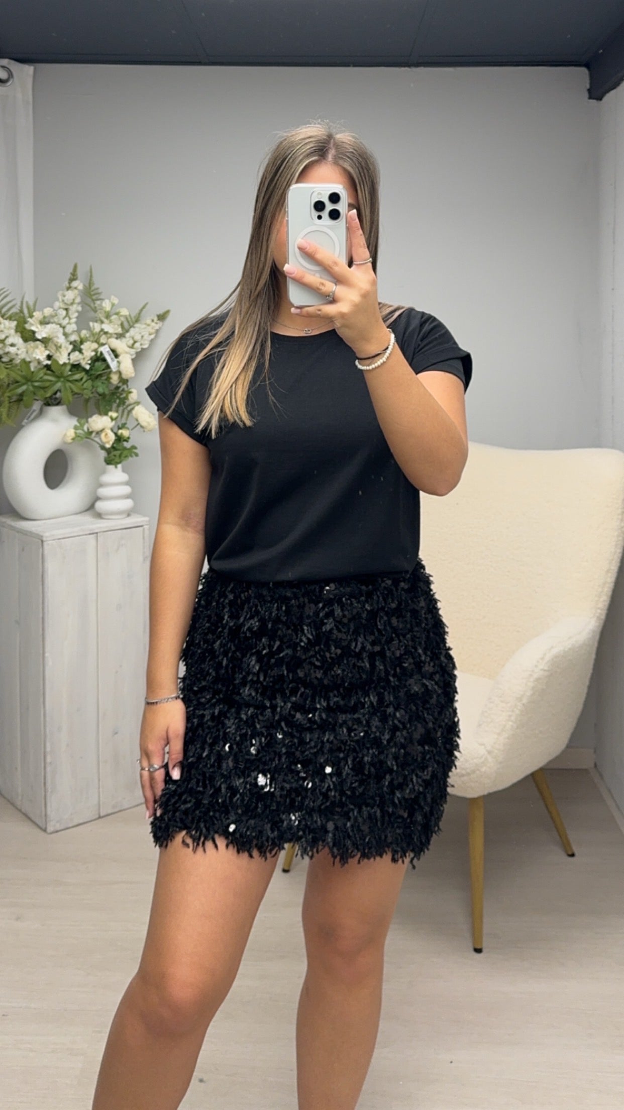 Fluffy Dotty Skirt Black