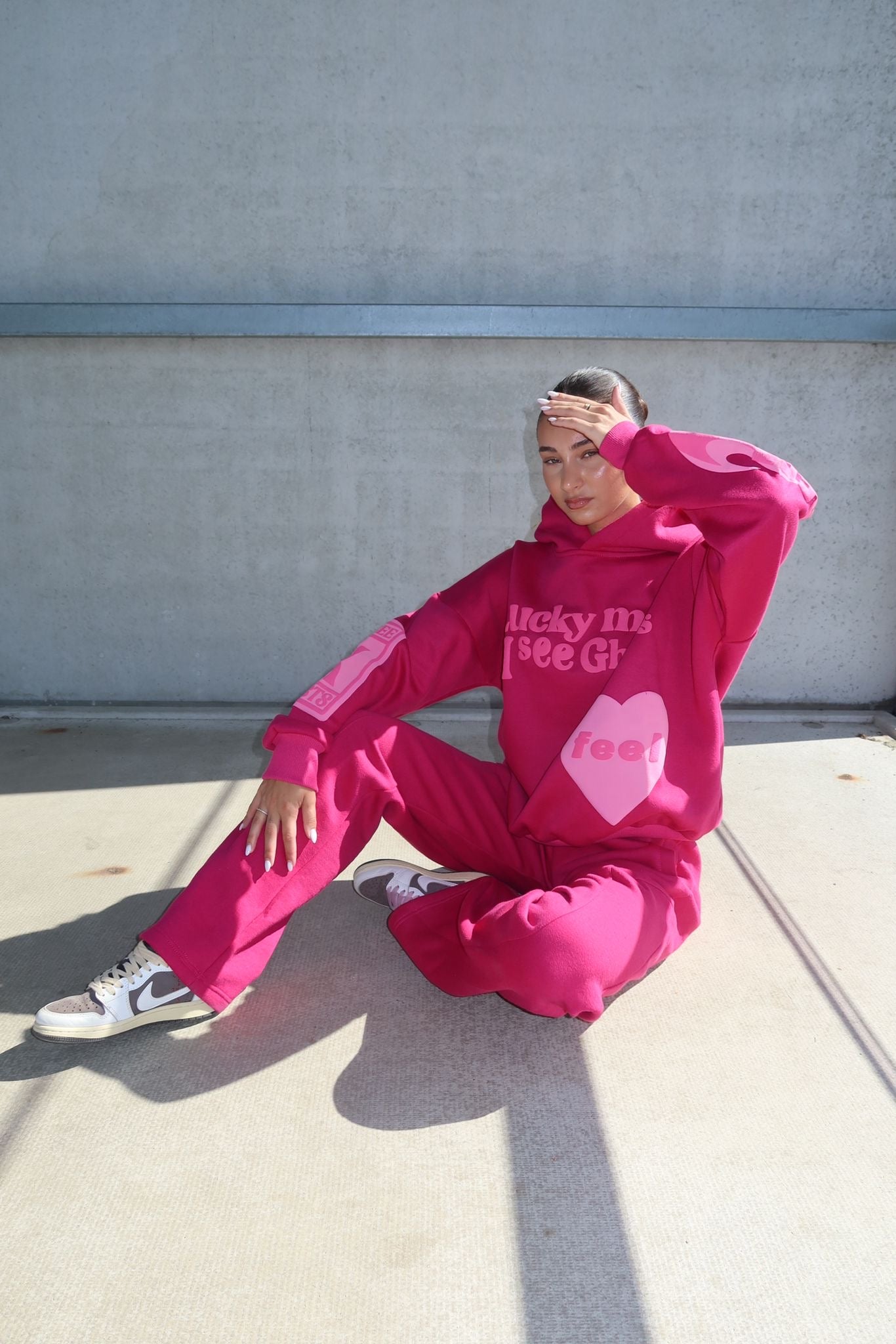 GHOST TRACKSUIT – PINK