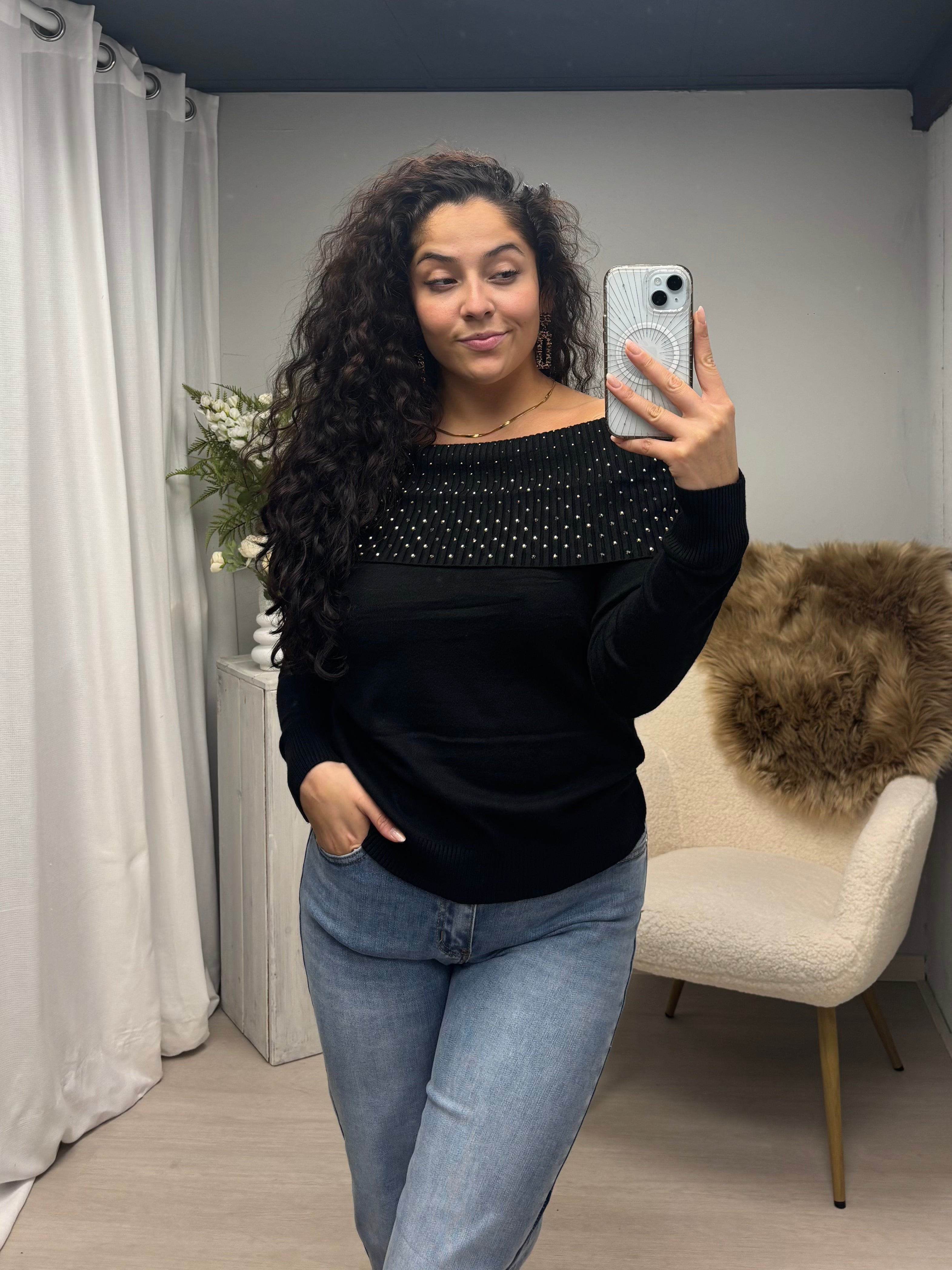 Off shoulder trui zwart